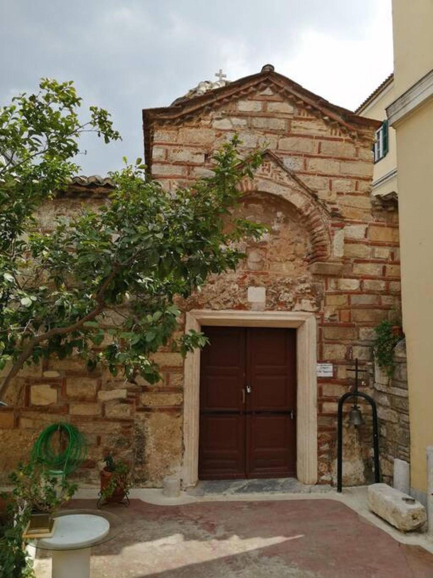 Magnificent Apartment In Plaka Афины Экстерьер фото