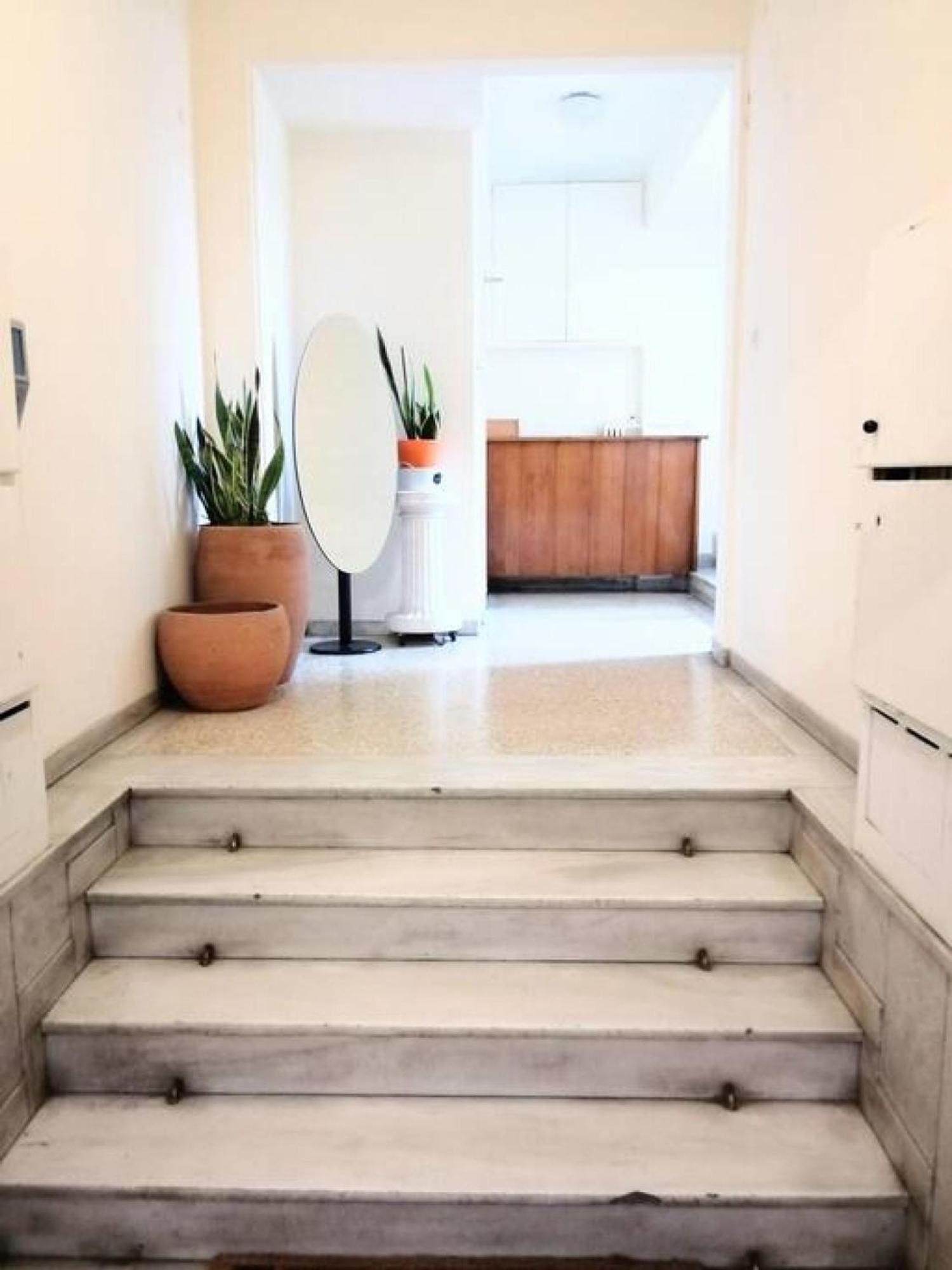 Magnificent Apartment In Plaka Афины Экстерьер фото