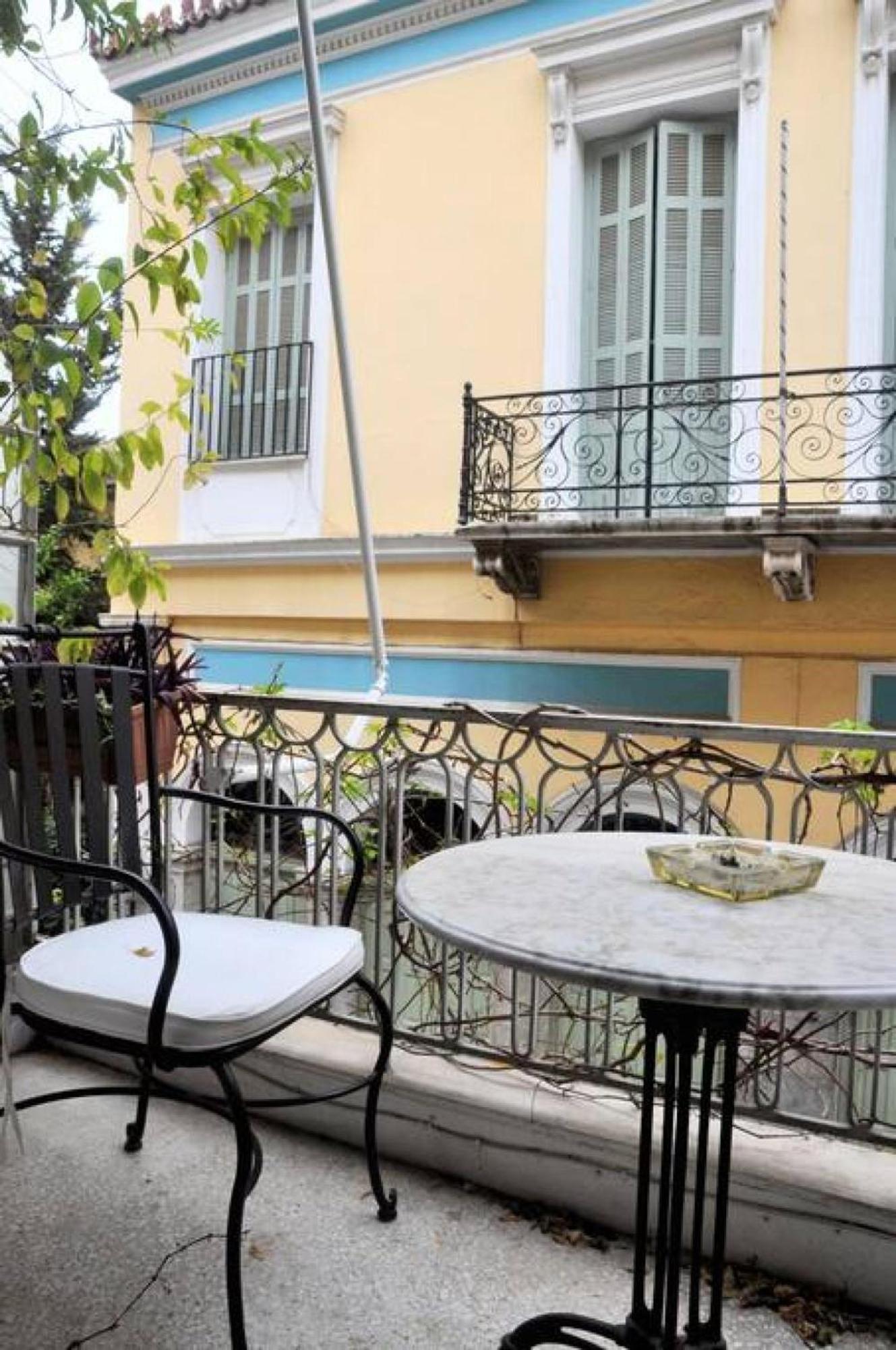 Magnificent Apartment In Plaka Афины Экстерьер фото