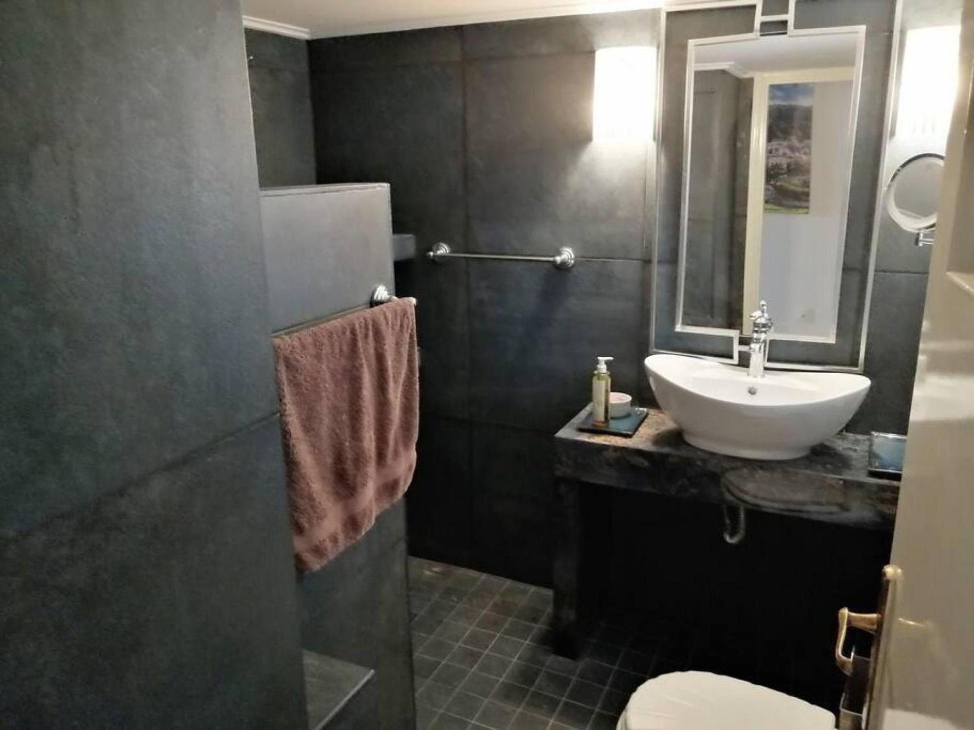 Magnificent Apartment In Plaka Афины Экстерьер фото