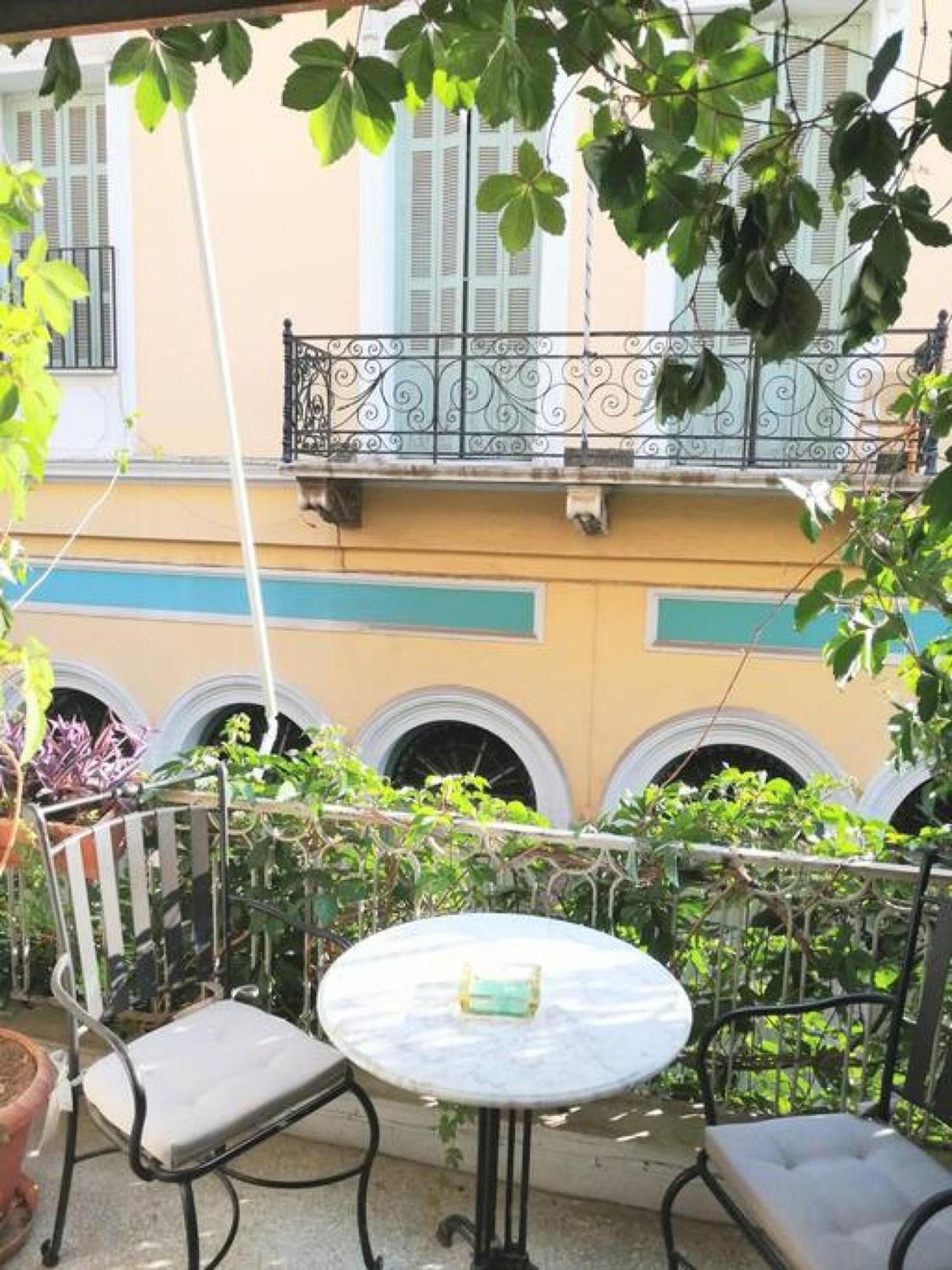 Magnificent Apartment In Plaka Афины Экстерьер фото