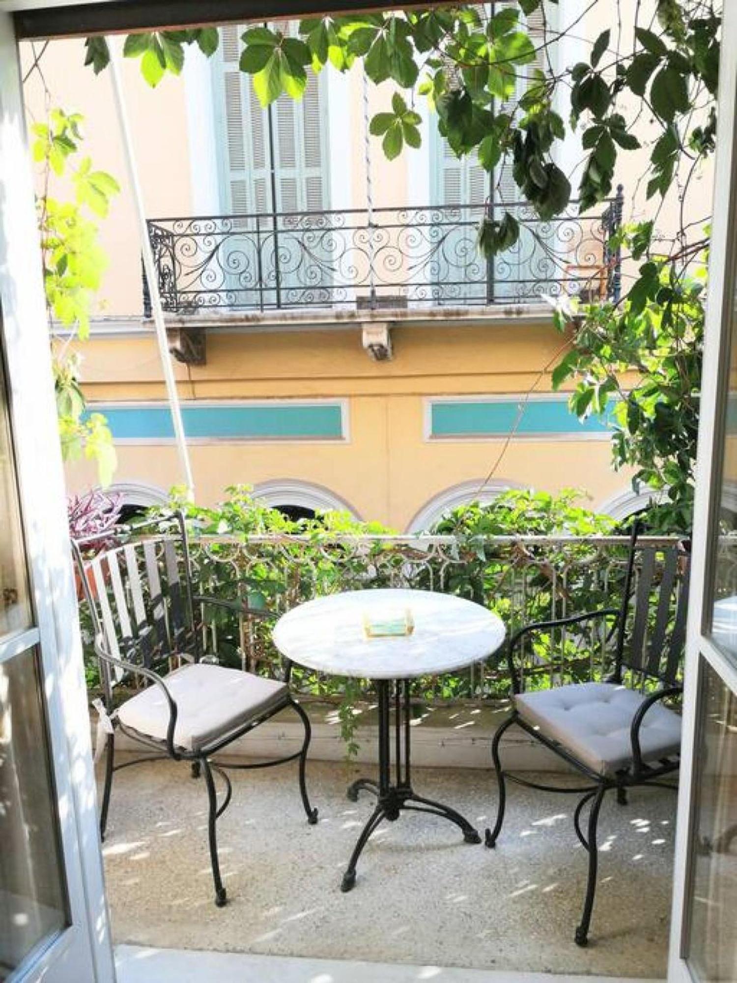 Magnificent Apartment In Plaka Афины Экстерьер фото